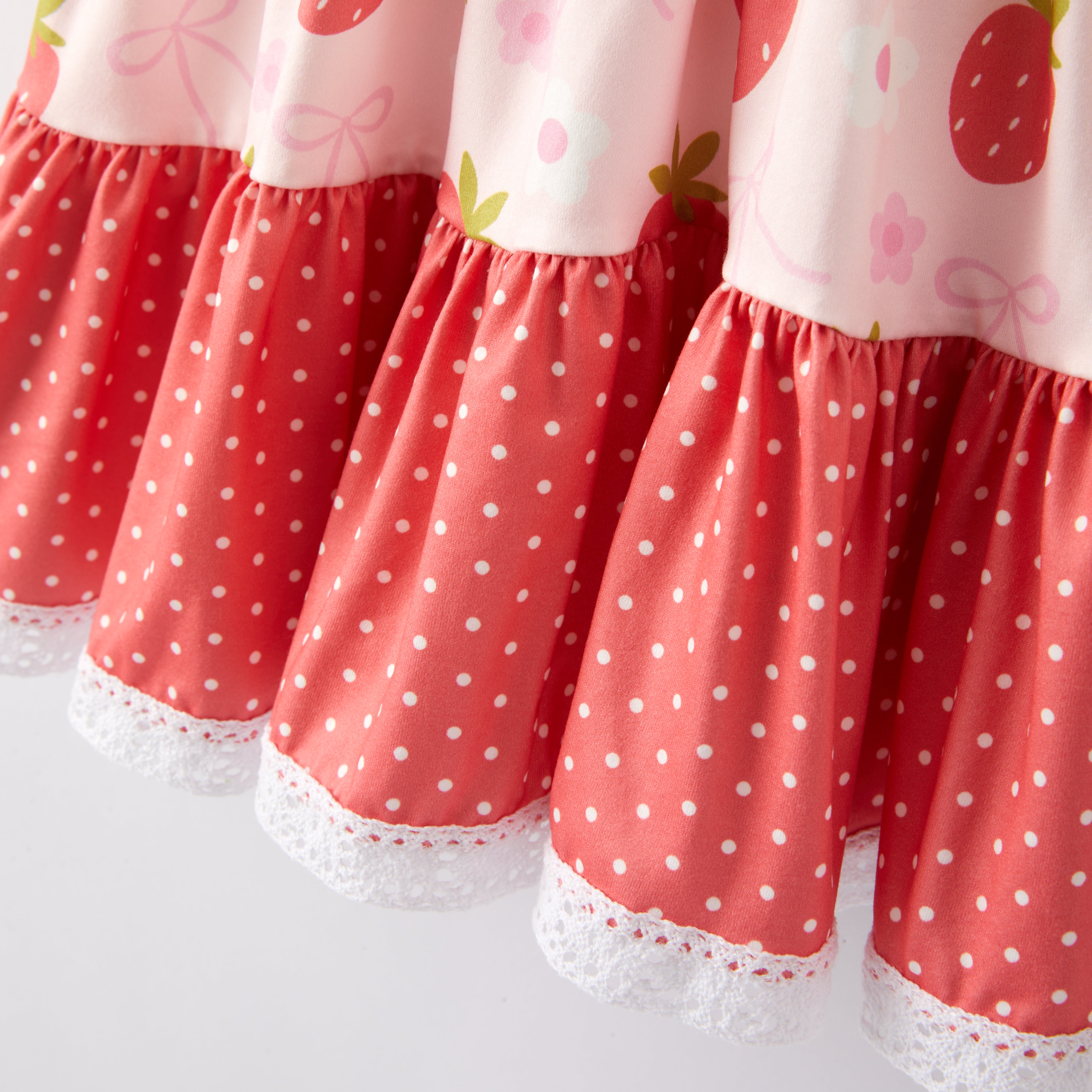 （In Stock）Girls Spring and Summer Strawberry Print Dress