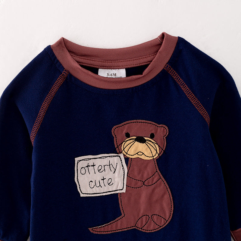 （In Stock L35-01-01）Baby Boys Fall Otter Applique Romper