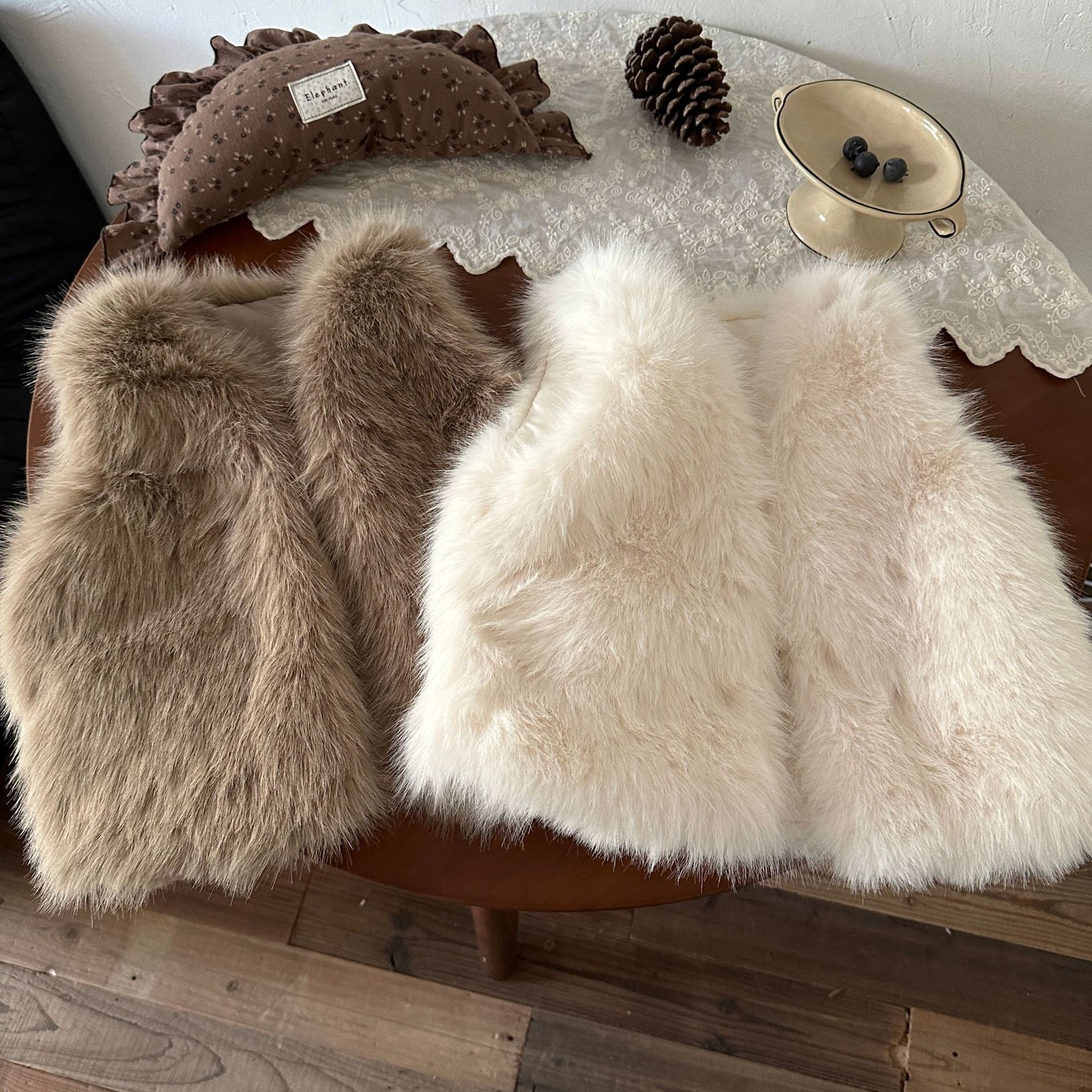 （Pre Order）Kids' Faux Fur Vest