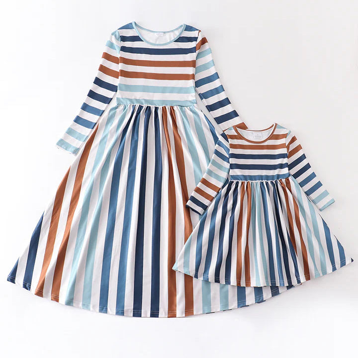 （In Stock E2-4-2 L22-3-1 L31-4-3）Mommy and Me Fall Stripe Dress