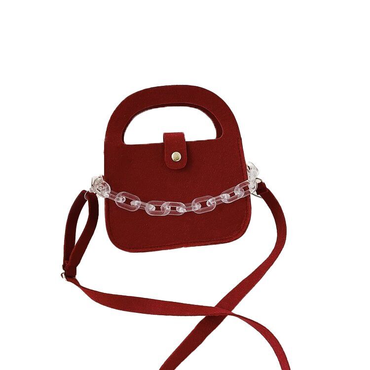 （Pre Order）Girls Chain Decor Saddle Bag