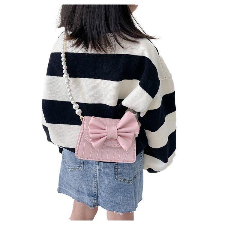 （Pre Order）Girls Pearl Chain Fashion Bow Crossbody Bag