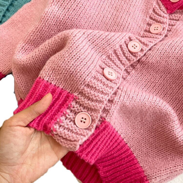 （Pre Order）Girls Spring Blue ＆ Pink Cardigan sweater